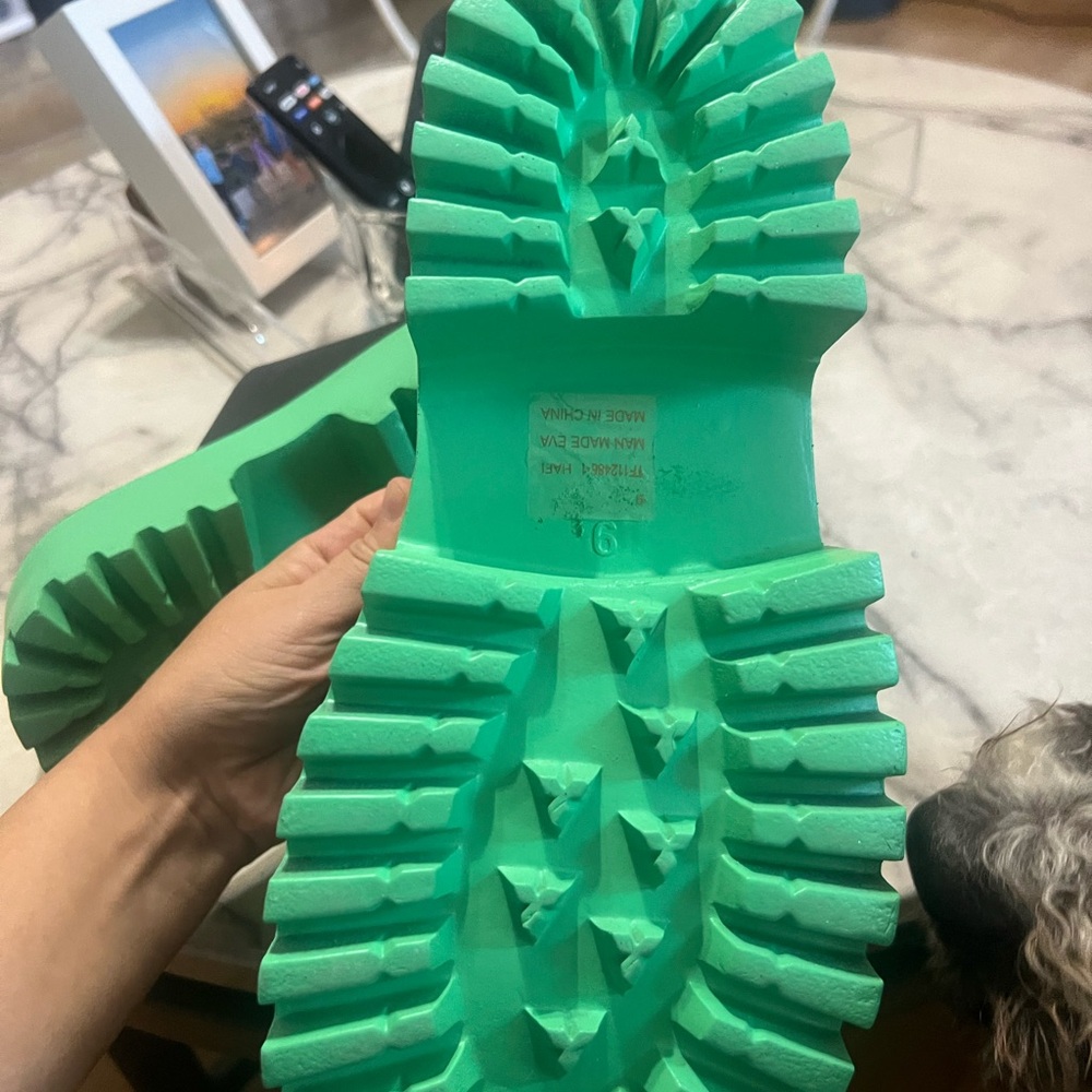 Platform shoes - Picture 4 of 5